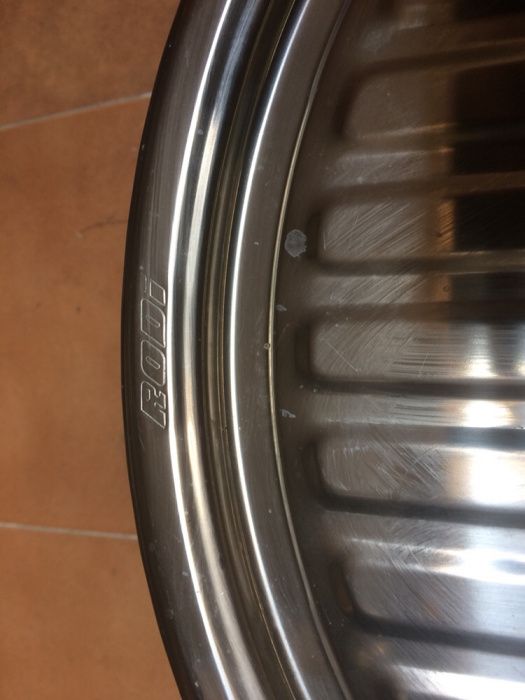 Cuba de Cozinha com misturador