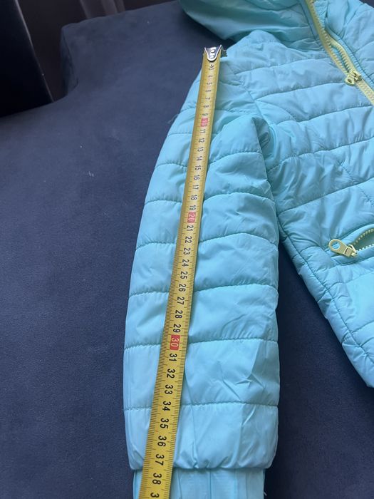 Курточка весняна