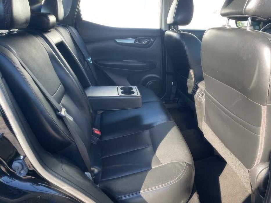 Nissan Rogue Sport S      2019