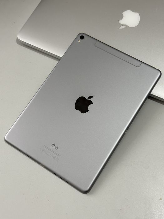 iPad Pro 9.7” 32gb wi-fi + lte A1674
