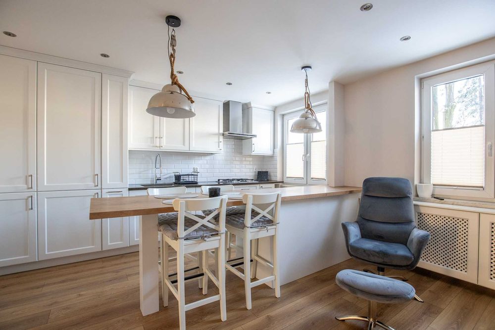 Do wynajęcia mieszkanie, wysoki standard. 50m2., parter.al. 1000-lecia