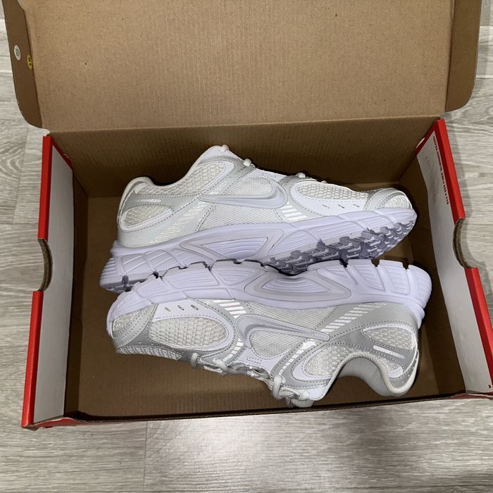 Жіночі кросівки Nike V5 RNR