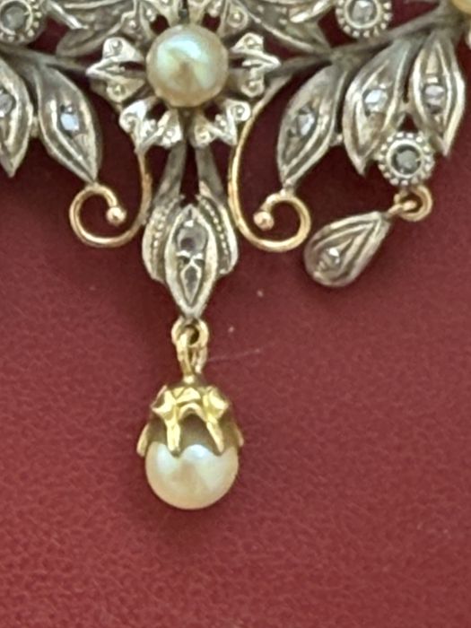 Colar em ouro 19.2 kt e prata , sec XX