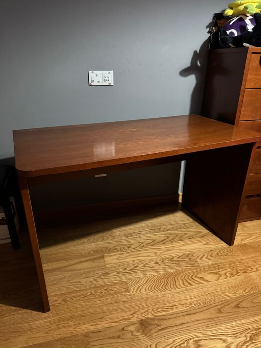 Mesa castanha, 120 por 60