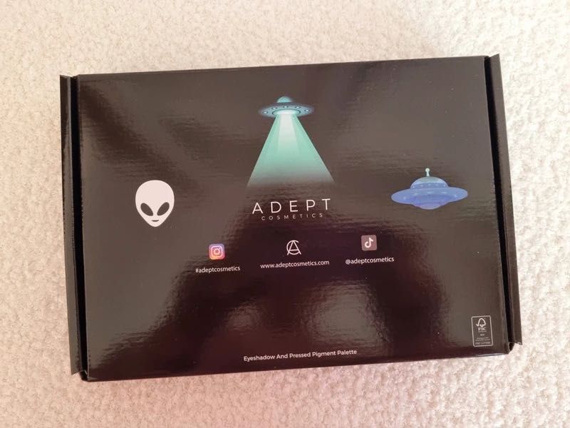 Adept Cosmetics Element 115 Eyeshadow Palette paleta multichromy