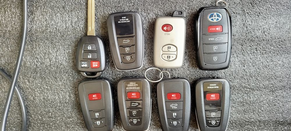 Smart  ключ Тойота Toyota Lexus rav4 prius camry Corolla Venza Tundra