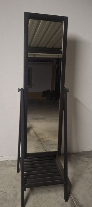 Mobilia de quarto ler anúncio