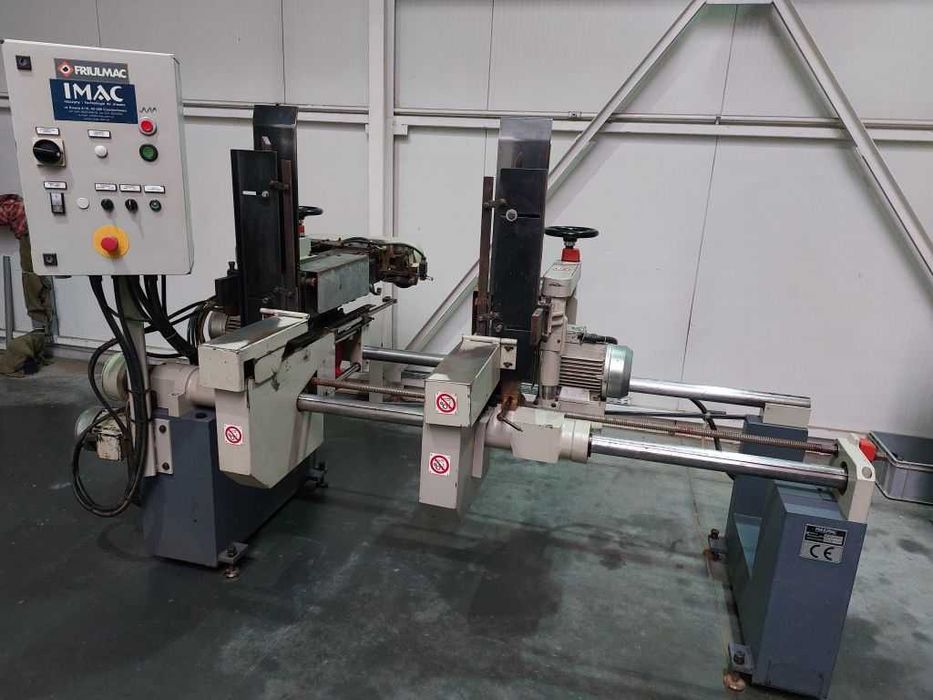 Podajnik formatujący Friulmac do strugarki czterostronnej