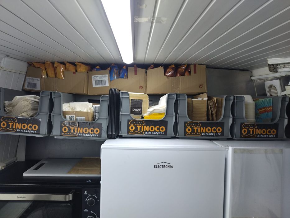 Food truck pronta a funcionar