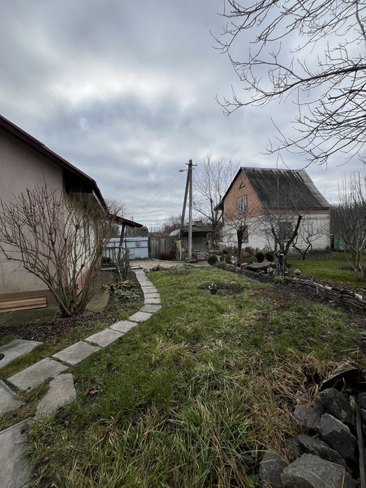 Будинок з банею та ставком