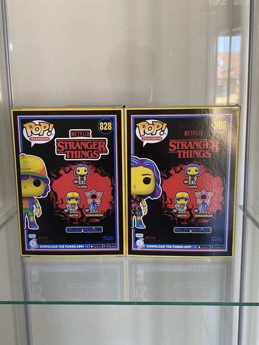 Funko pop stranger things - dustin e eleven black light special