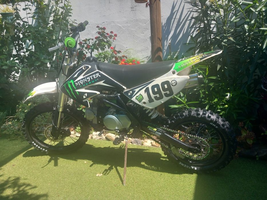 Vendo Pit Bike( motor Novo )