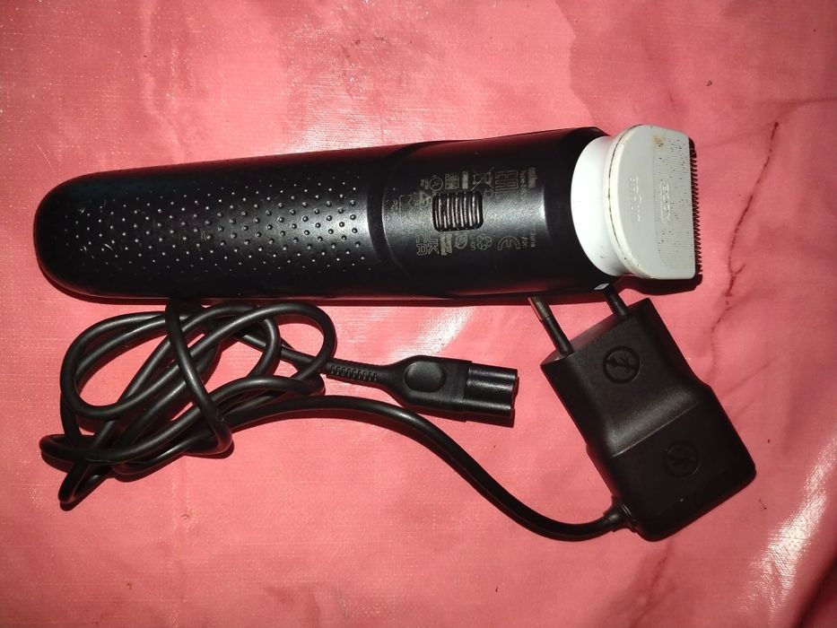Vendo makina de Barbear Braun body com carregador