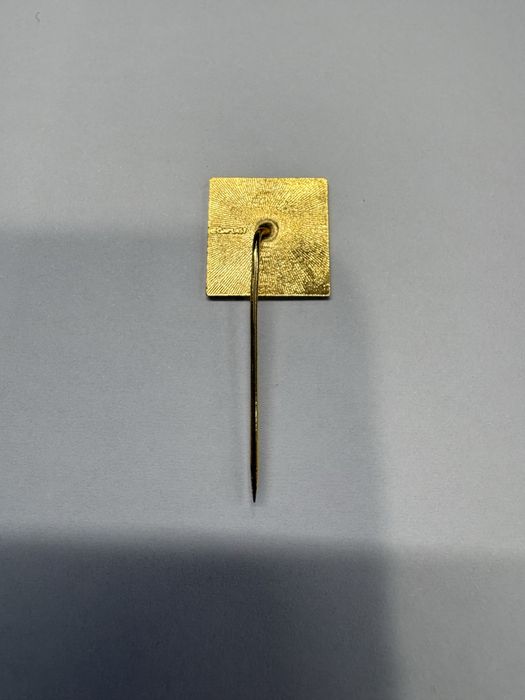 Wpinka metalowa Yugo 45