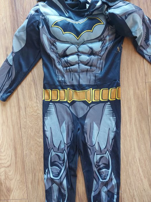 Strój BATMAN z H&M rozm.110/116