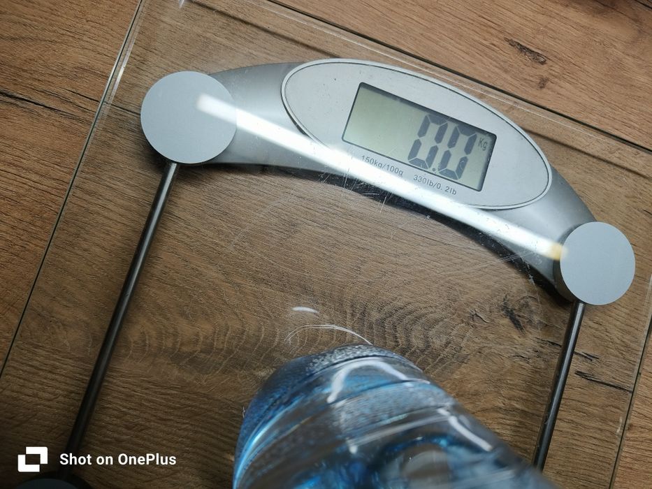 Waga łazienkowa szklana