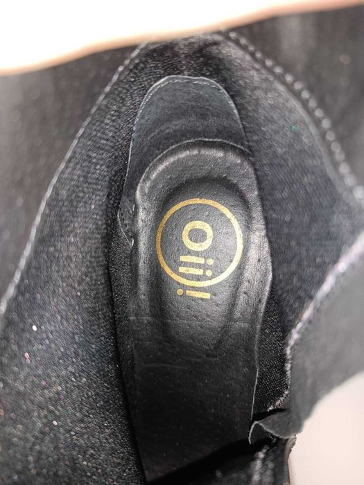 Botins pretos em pele, n.º 38 - NOVOS