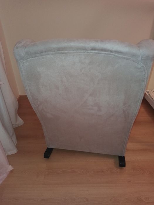 Cadeirão com baloiço