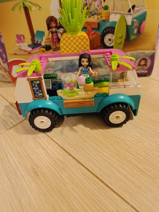 Zestawe lego friends food truck z sokami 41397