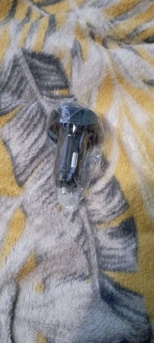 Wieloportowa szybka ładowarka samochodowa