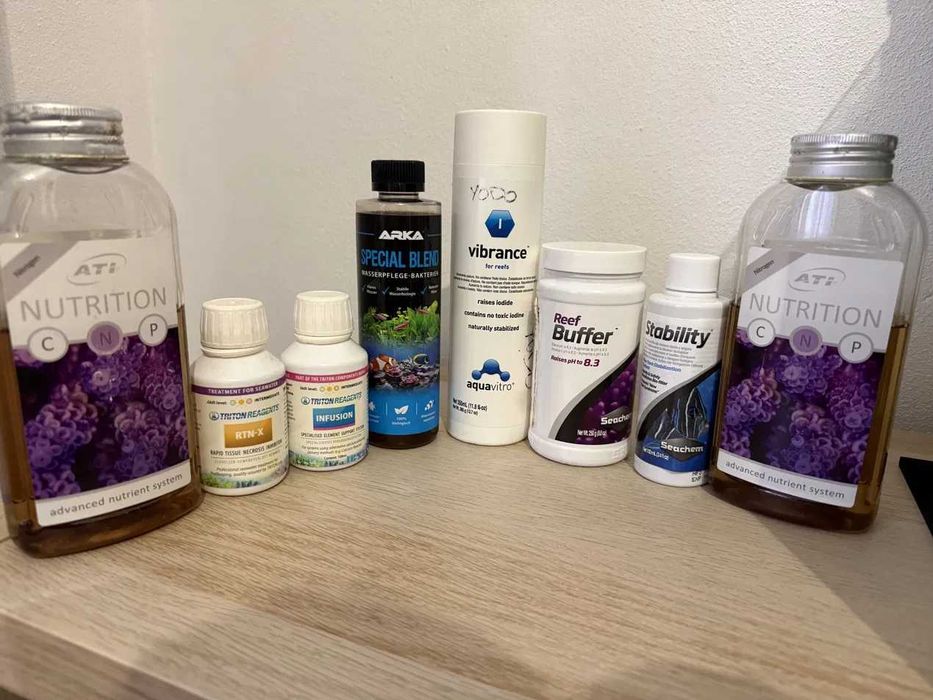 Lote de aditivos / reef care — marca premium (ATI, Triton, Seachem, ARKA, aquavitro)