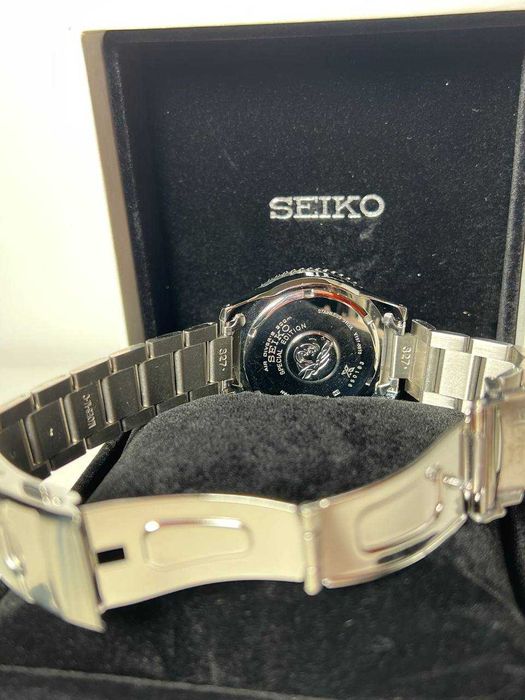 Часы Seiko SNE589P1