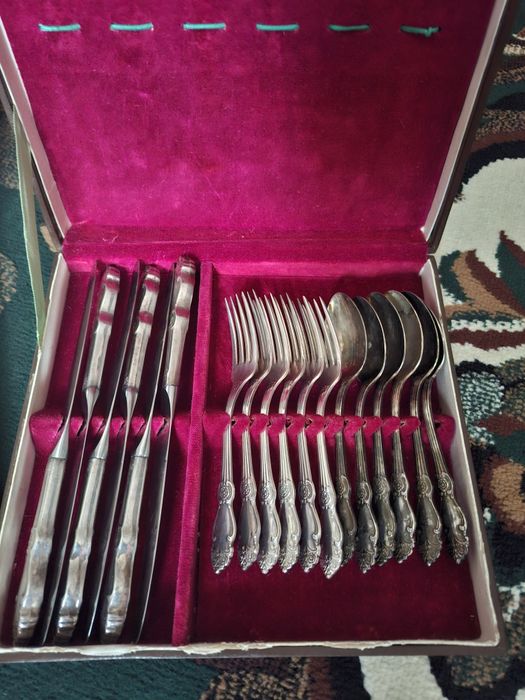 Столовый набор "Роза"