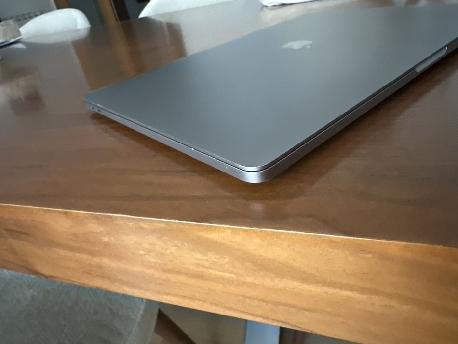 Macbook Pro 2019 16 polegadas