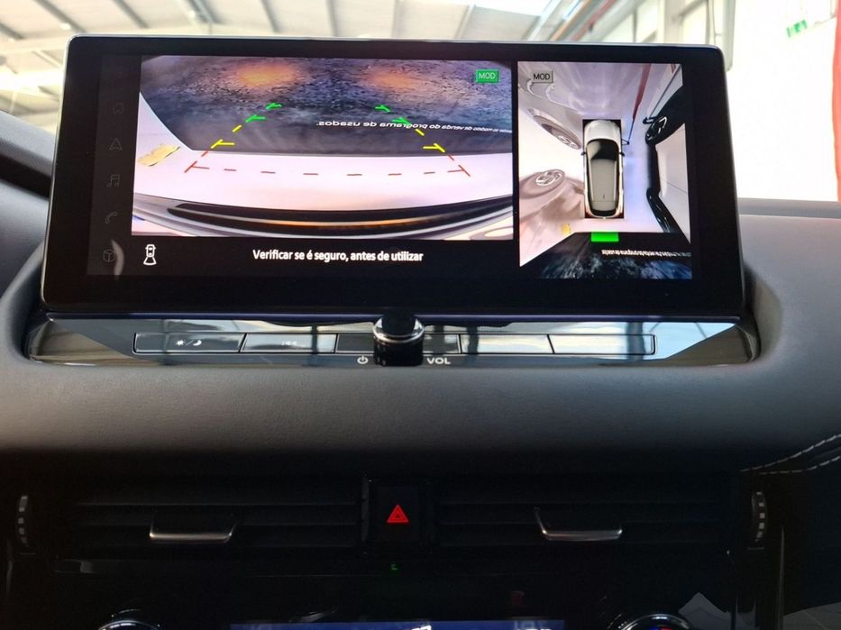 Nissan Qashqai 1.3 DIG-T N-Connecta LED+SKY Xtronic