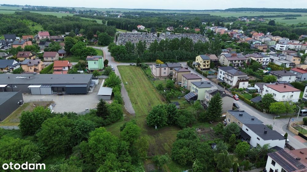 Grunt inwestycyjny z projektem 4 domów jednorodzinnych - Widok 4