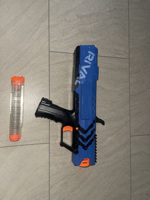 продам бластеры нерф nerf