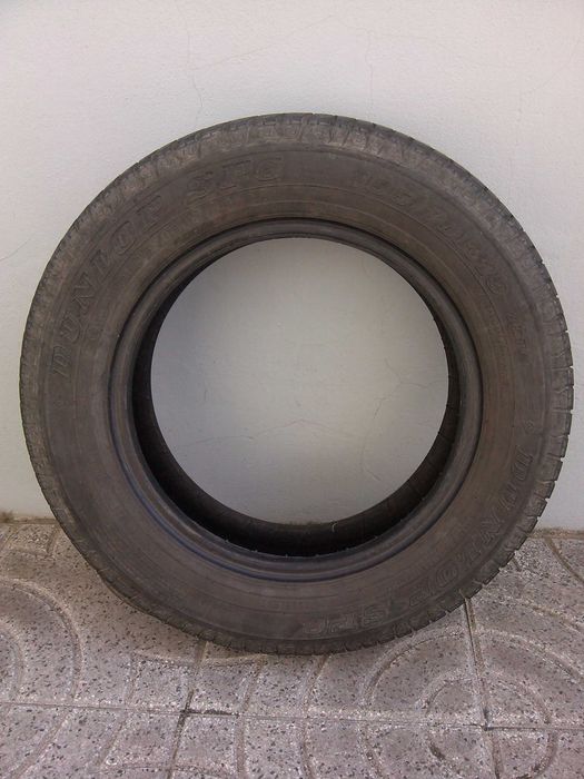 Pneu para automóvel