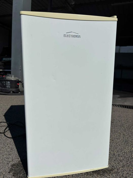 Mini Frigorifico Electronia 85 cm