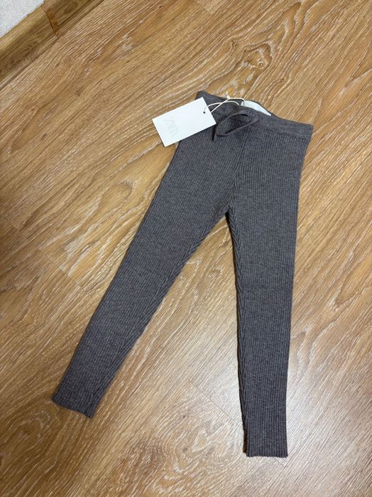 Трикотажні легінси Zara в рубчик, 4 років