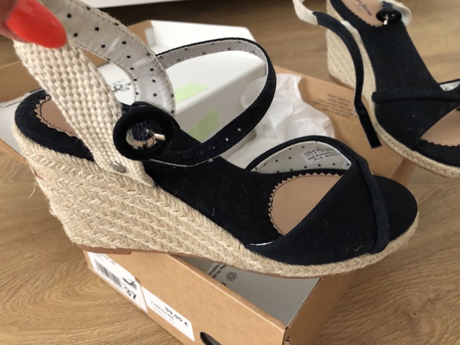 Sandalia nova pepe jeans 37