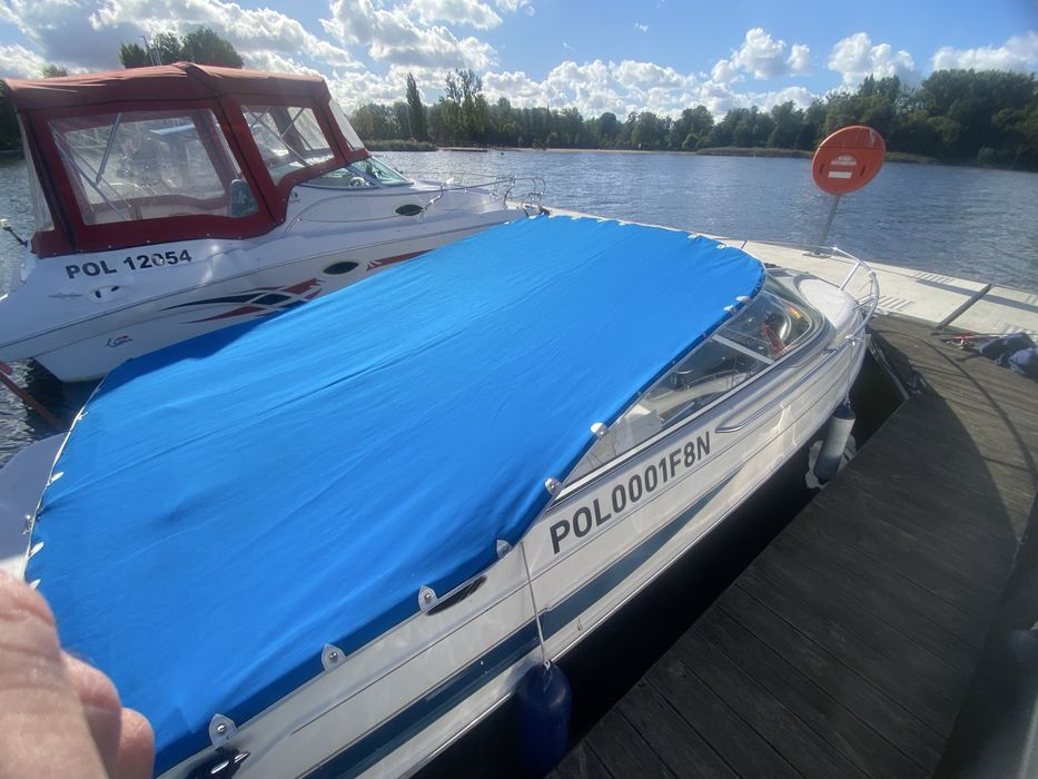 Lódź motorowa MAXUM 2100 SC kabinowa
