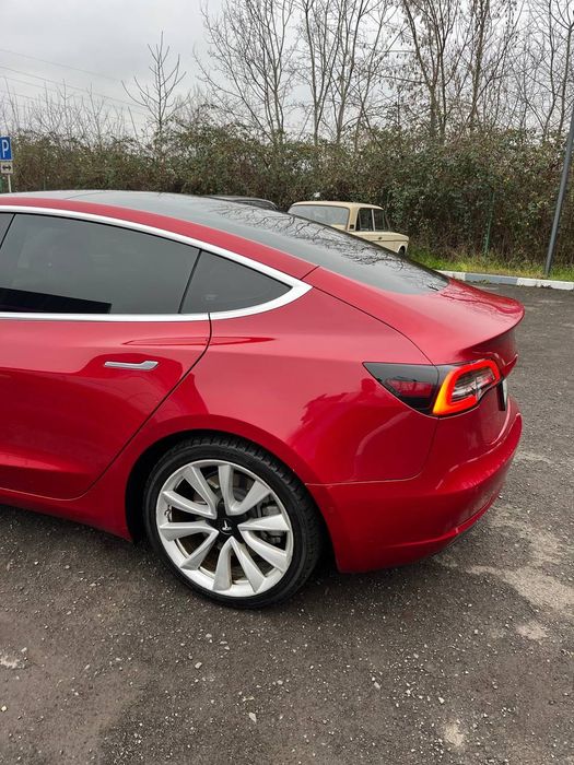Tesla Model 3 Long Range 75D | 2018 | RWD