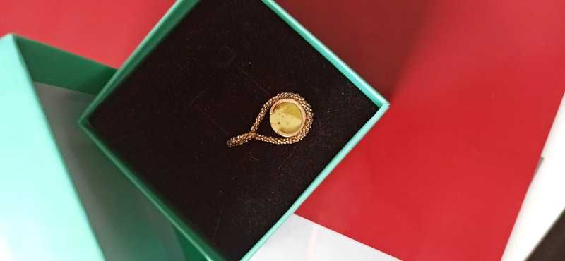 PREZENT Srebrny wisior z mlecznym bursztynem pozłacany 925