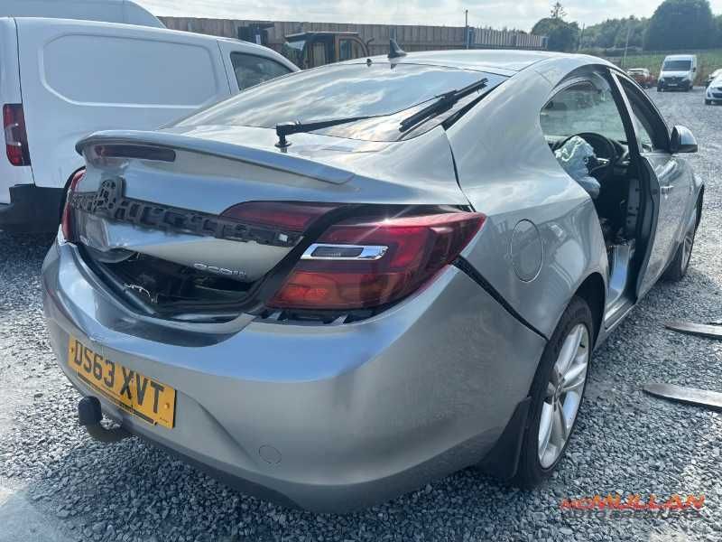Бампер Opel Insignia розборка шрот