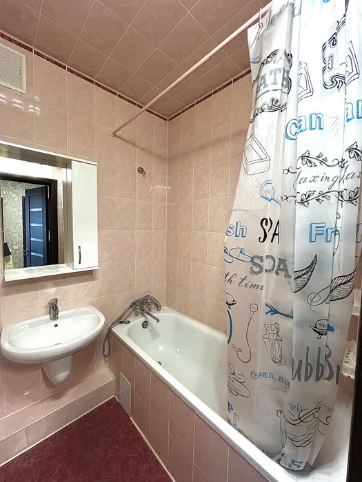 ГАЗ. Светлая квартира в хорошем доме на Заболотного/Сахарова