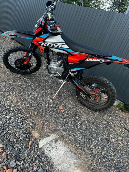 Продам Кові Адванц 250