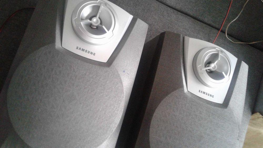 Samsung  Колонки от Музыкального центра 6 Ом 80 W