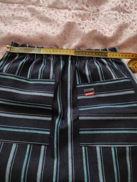 Джинсова спідниця в смужку