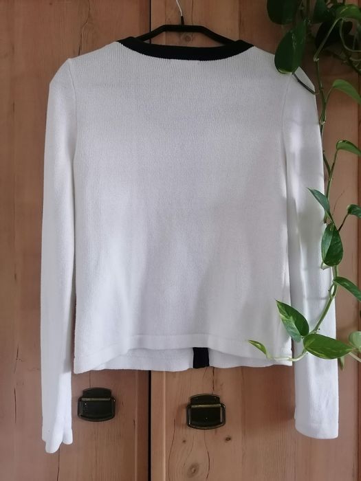 Elegancki sweterek, kardigan, jak żakiet