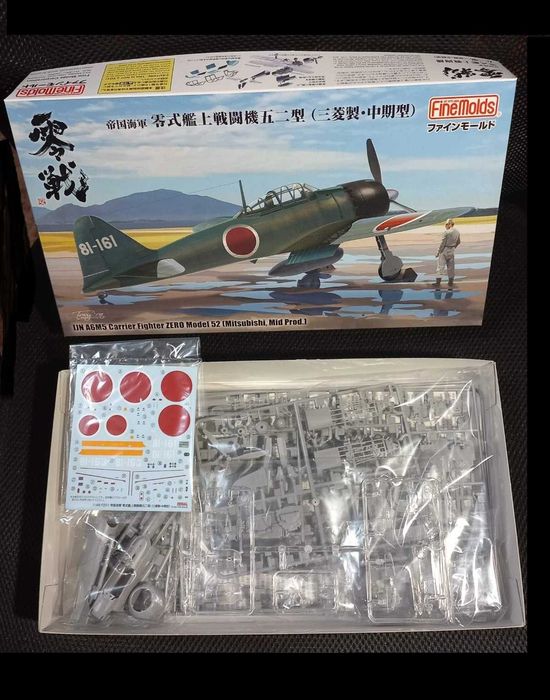 Сборная модель самолета A6M5 Zero Model 52 Mitsubishi. Fine Molds 1/48