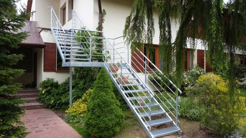 Stopnie schodowe ocynkowane 800x270/30x3/34x38