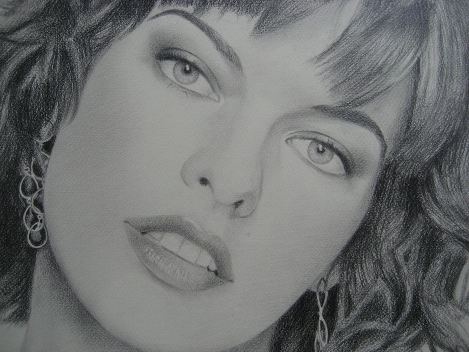 " Портрет карандашом Миллы Йовович.Рисунок карандашом "