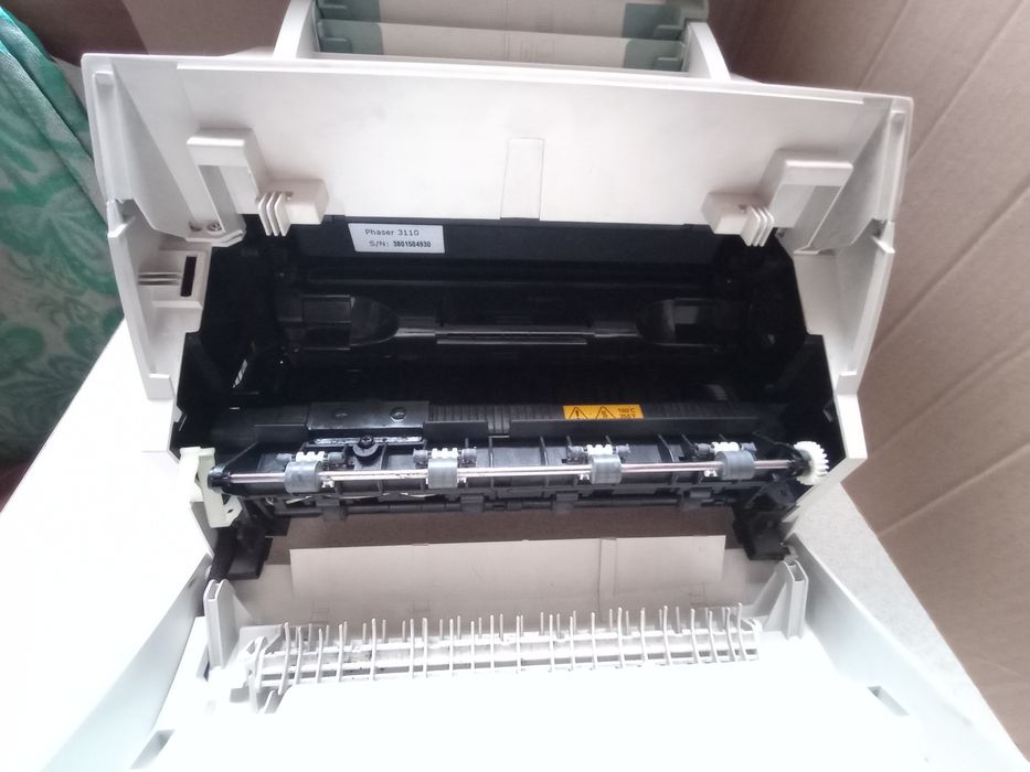 Продам принтер Xerox 3110