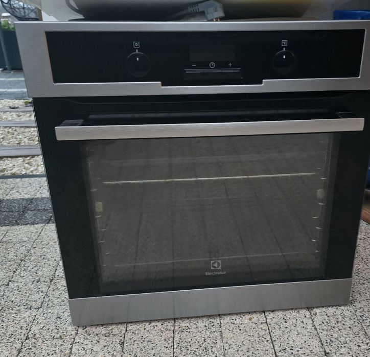 Piekarnik electrolux