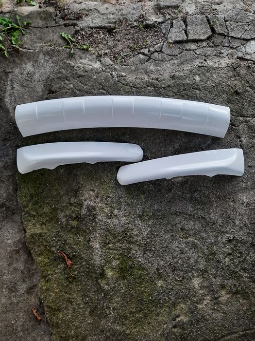 Накладки переднего бампера Митсубиси Грандис